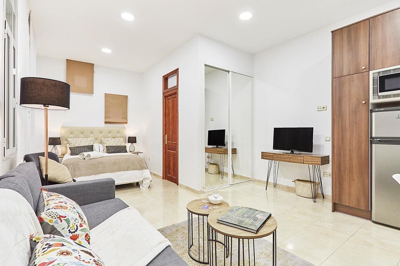 Leeways Apartment IX In Gran Via Madrid Buitenkant foto