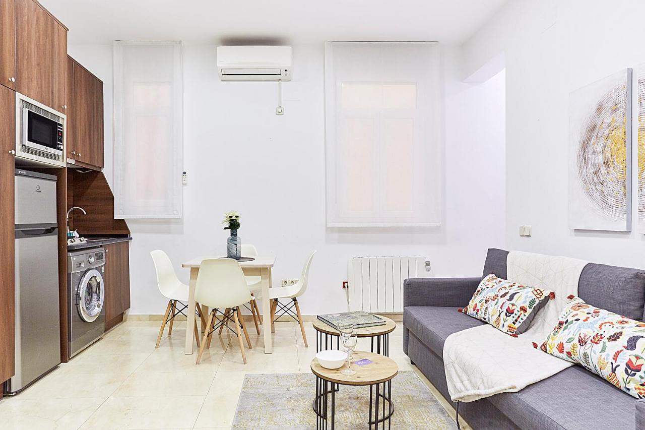 Leeways Apartment IX In Gran Via Madrid Buitenkant foto